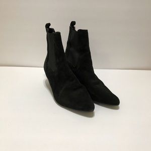 Topshop Black Suede Pointed Toe Chelsea Boots